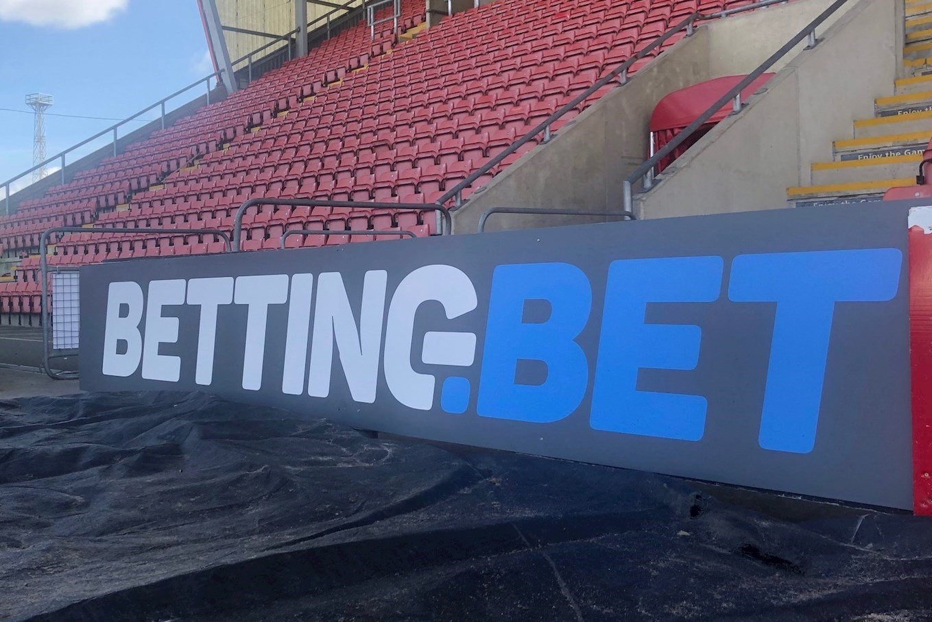 Betting.bet Announced As Crewe Alexandra's New Betting Partner
