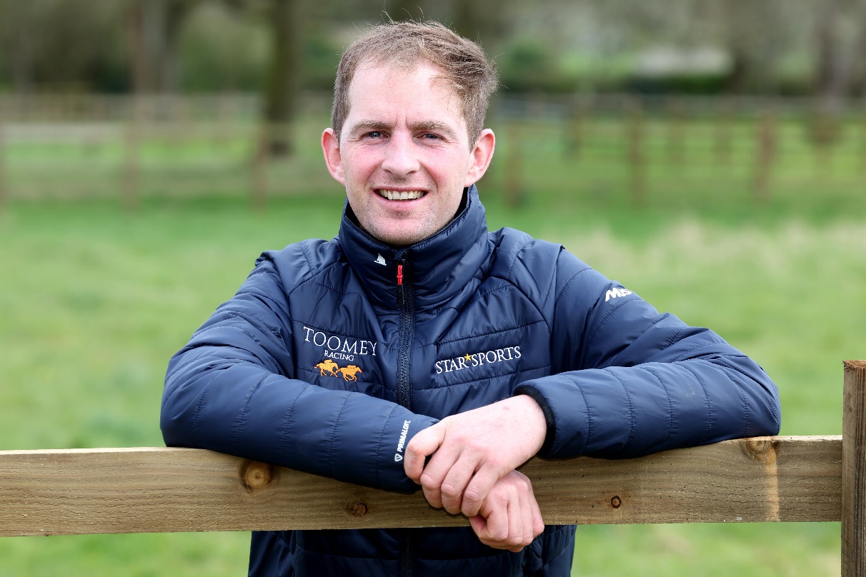 Star Sports Sponsors New Trainer Brian Toomey’s Yard