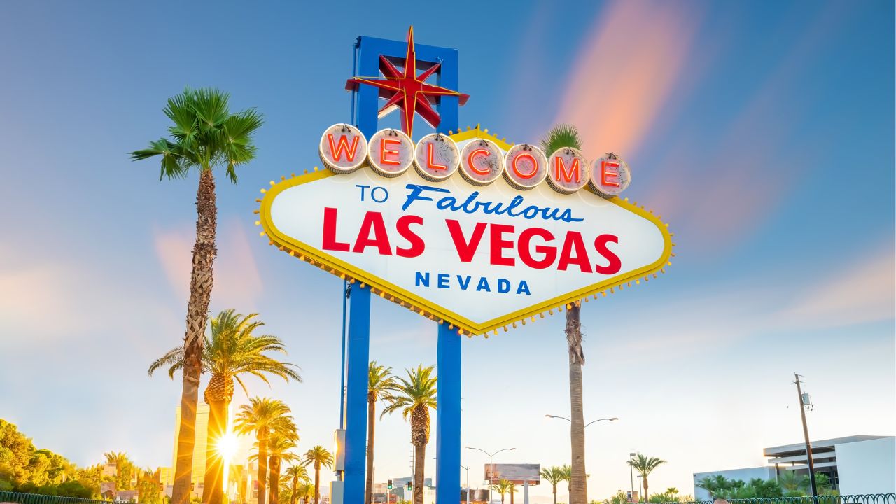 Nevada October GGR Drops 2% as Las Vegas Strip Struggles