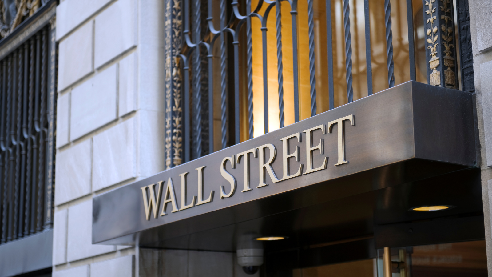 Insider Betting? Wall Street Giants Crack Down on Employee Prediction Market Trades