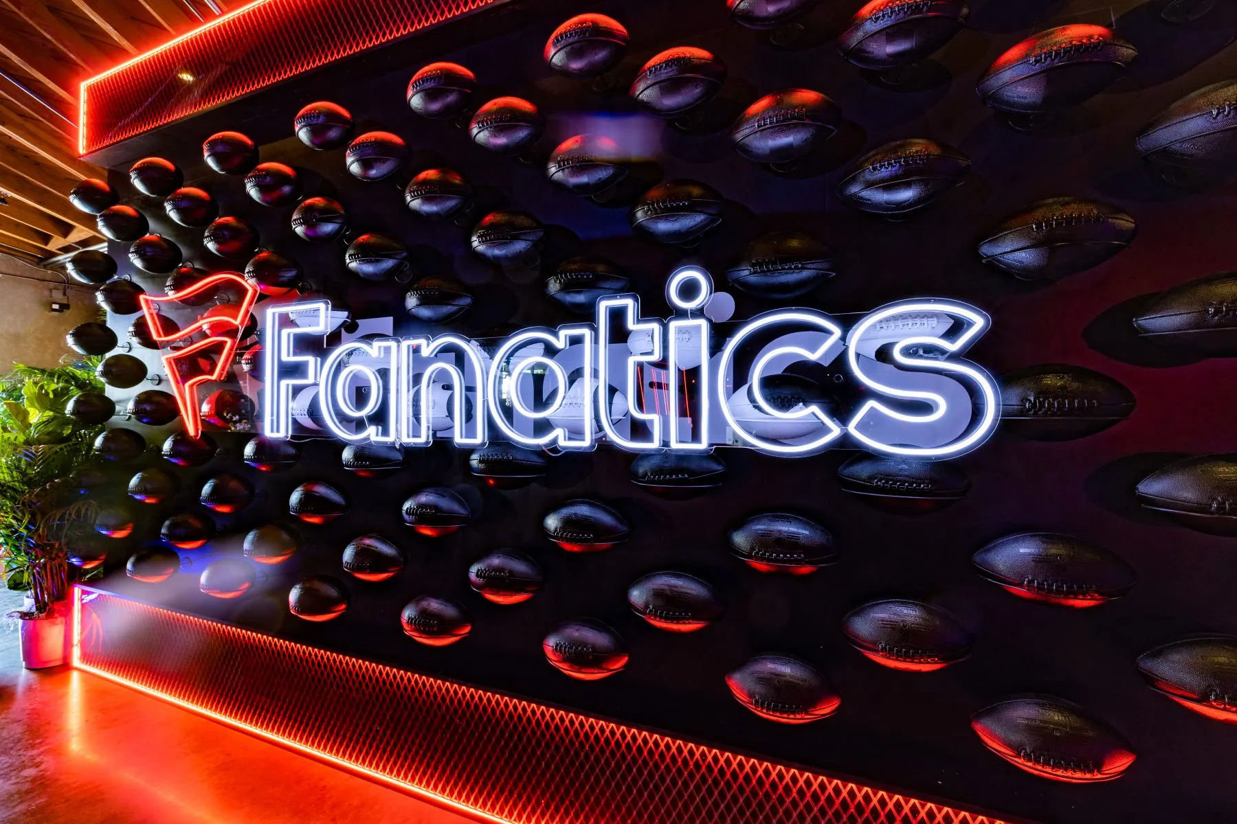 Fanatics Secures Licensing Approval for Ontario Online Gambling Market