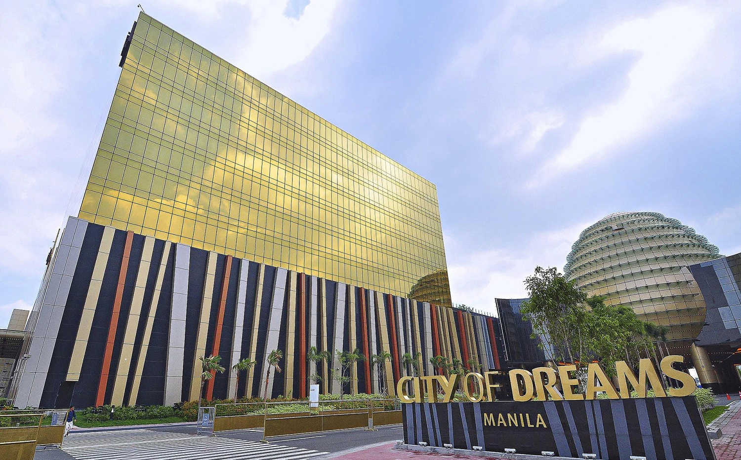 Melco Considering Philippine iGaming Launch, Seaport Says