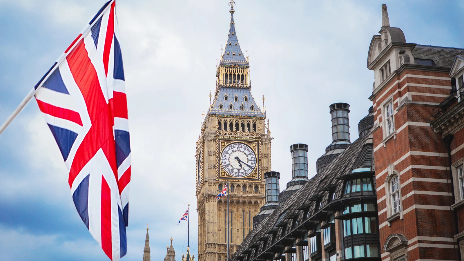 Lords Committee Calls For Comprehensive Gambling Advertising Ban
